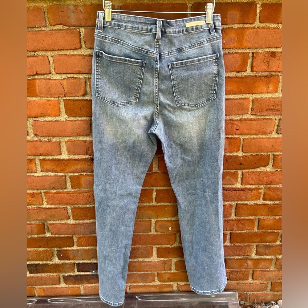Soft Surroundings Zip Fly Straight Jeans - Picture 6 of 7